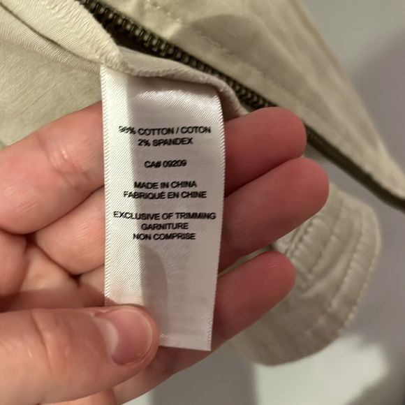 Cleo vest lightly used beige colour. - Picture 4 of 6